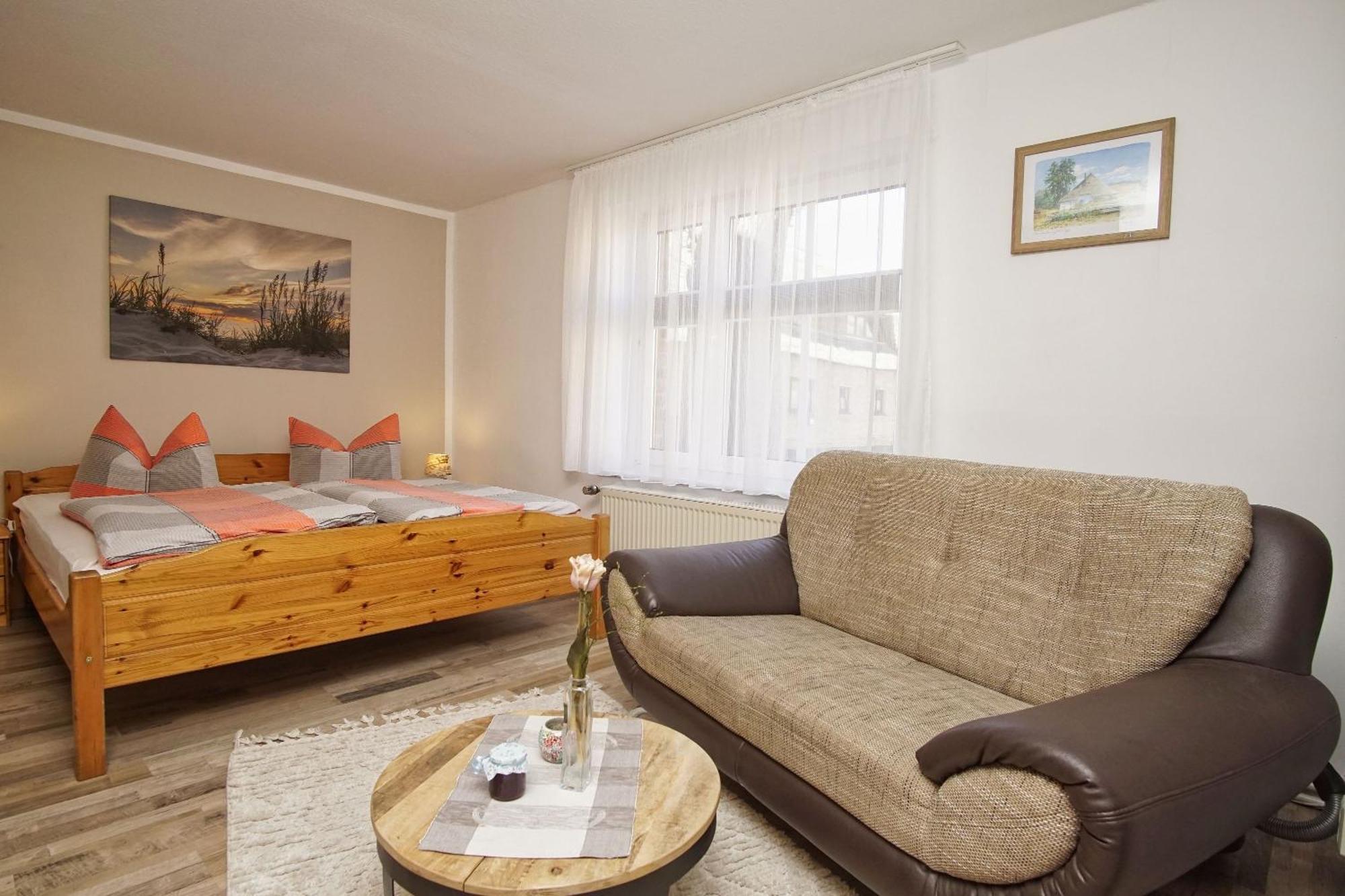 Groß Zicker Westphal'S Ferienwohnung מראה חיצוני תמונה